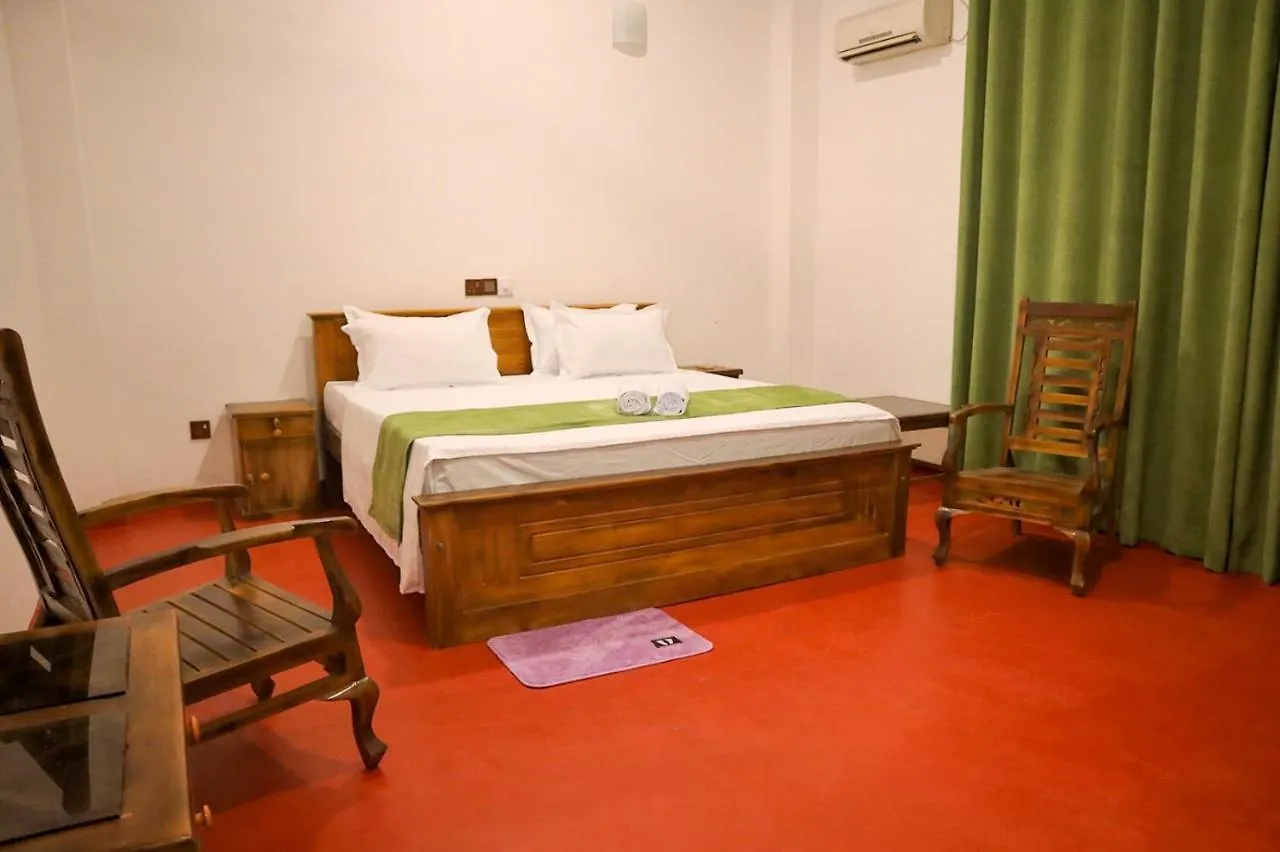 Hotel Sesali Residence Kandy
