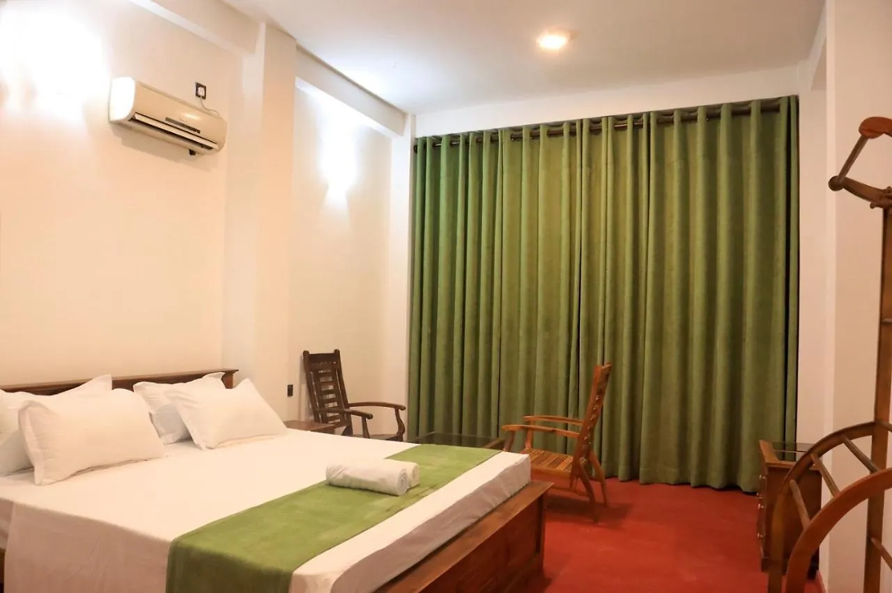 Sesali Residence Kandy 3*,