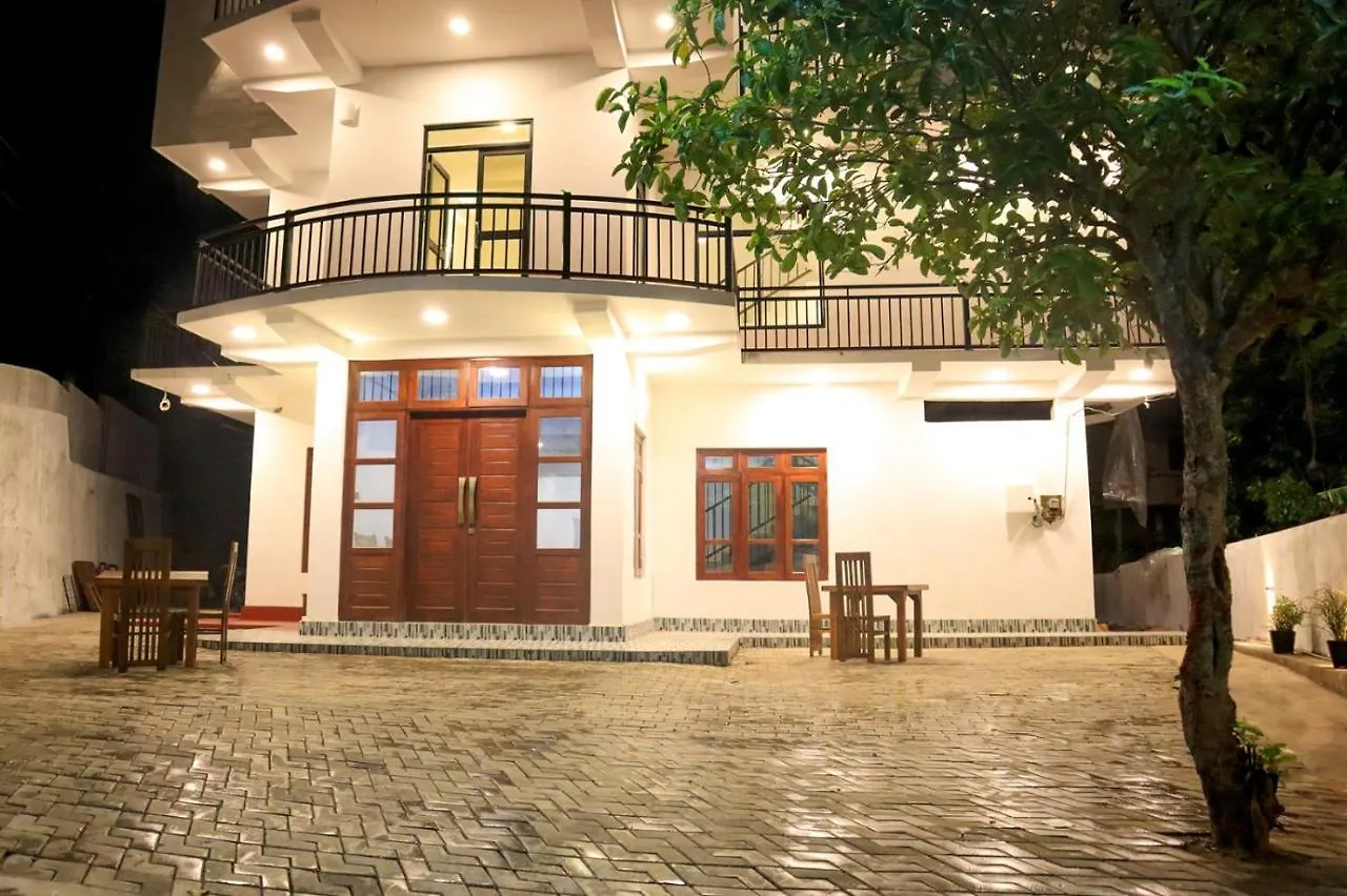 Hotel Sesali Residence Kandy